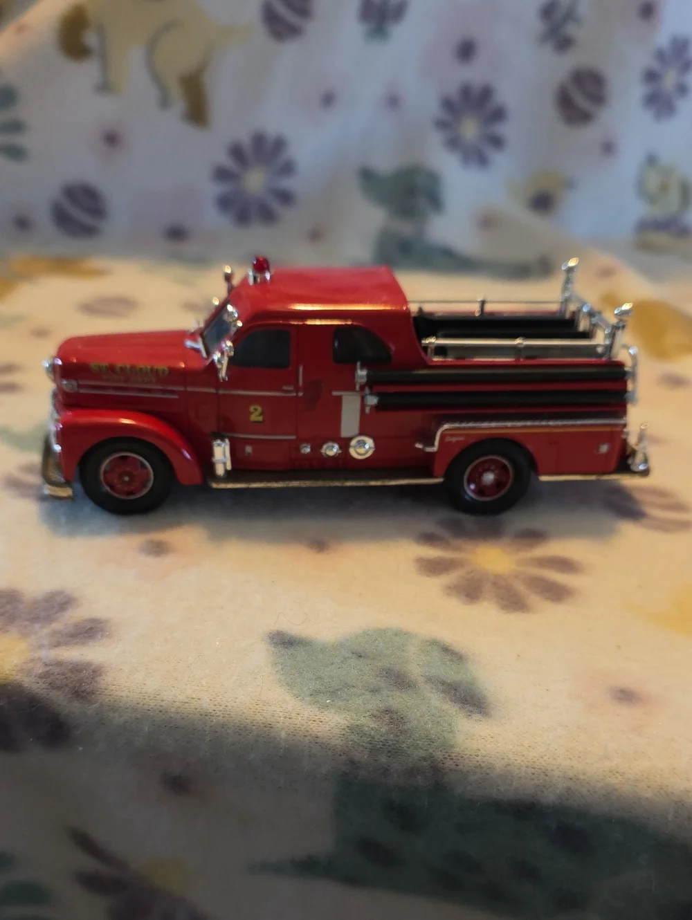 1:50 scale Corgi 1958 Seagrave Anniversary Series Canopy Cab Pumper